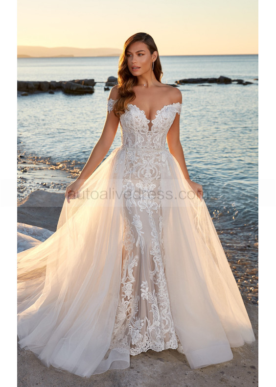 Ivory Lace Tulle Unusual Wedding Dress With Removable Train Ivory Lace Tulle Unusual Wedding Dress With Removable Train